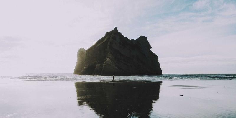 工业设备销售新趋势：智能化升级与全生命周期服务如何重塑机械设备市场